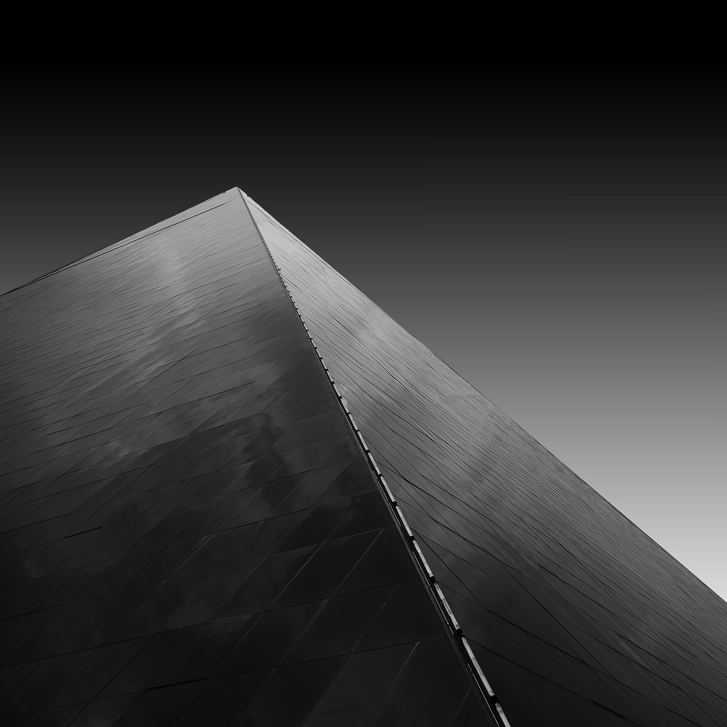 Black and white architecture_04