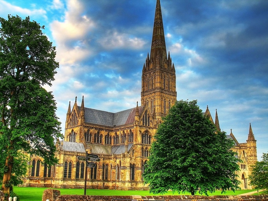 Salisbury_Cathedral_01