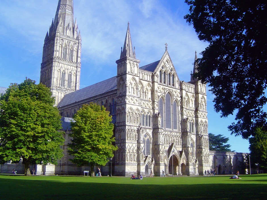 Salisbury_Cathedral_03