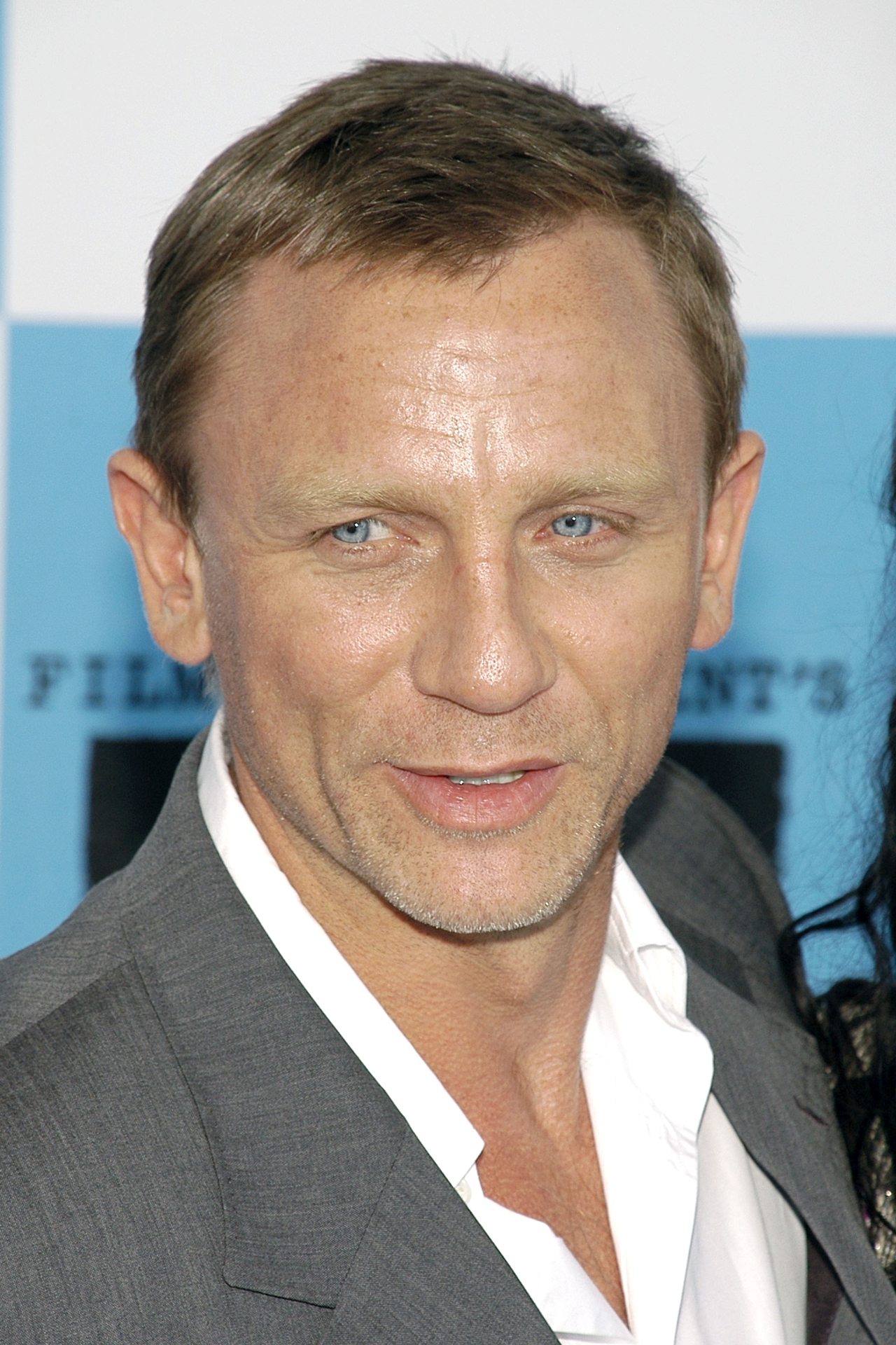 Daniel Craig 06