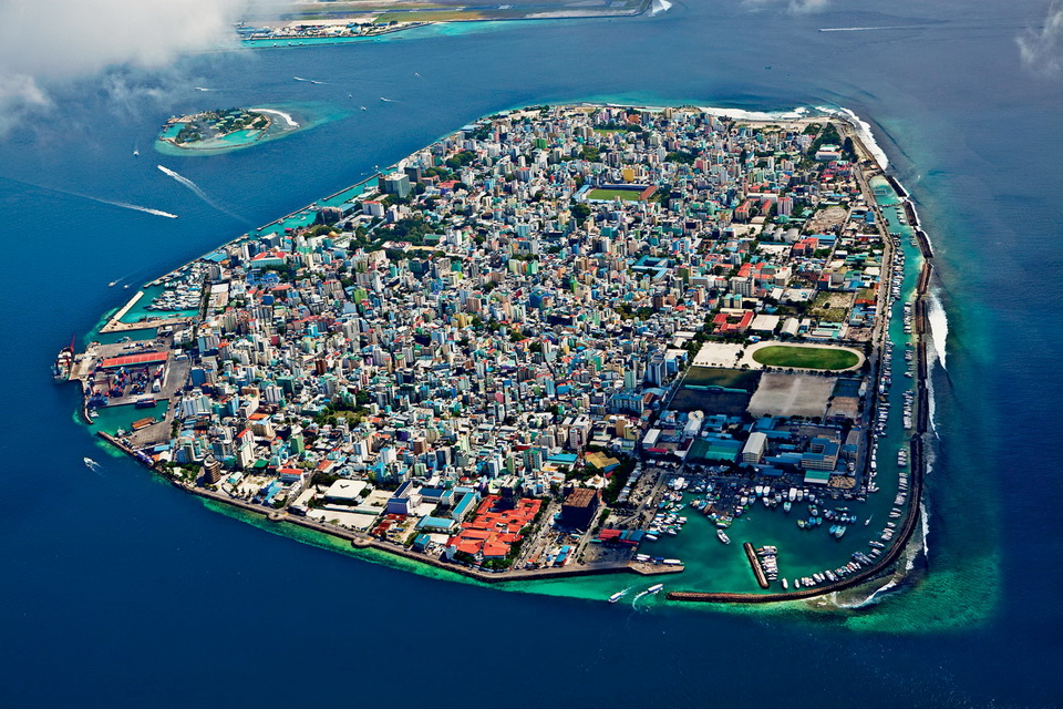 Malé is a city in the ocean 01
