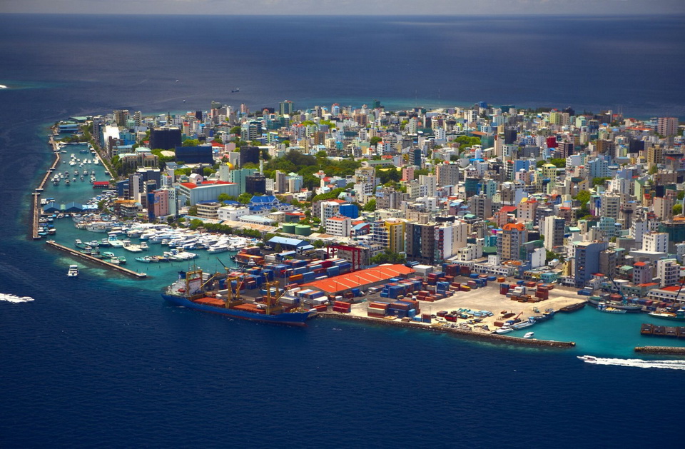 Malé is a city in the ocean 03