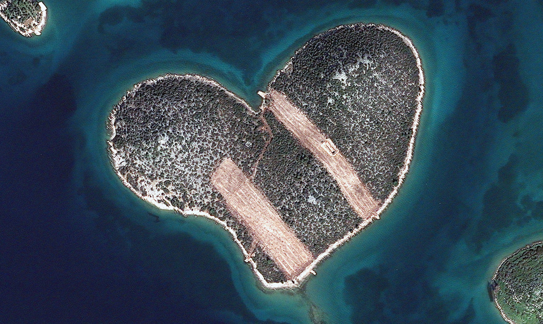 20 of the best photos taken from the satellite 2015_09