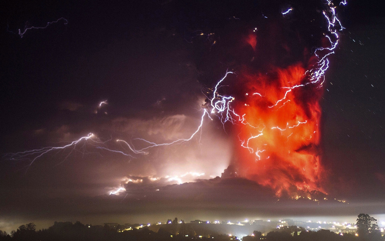 2015 The Year in Volcanic Activity 29