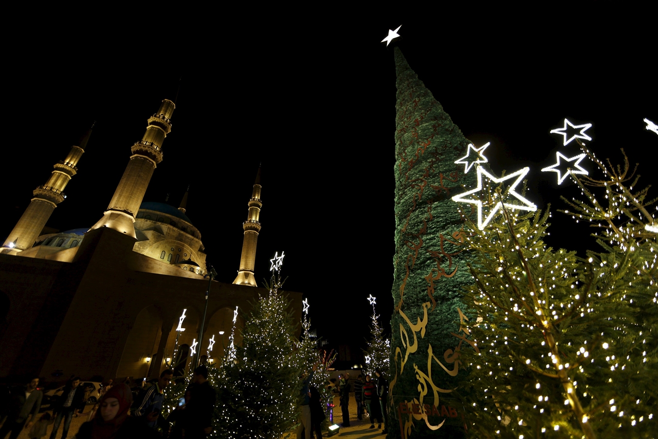 Christmas Trees around the World 10