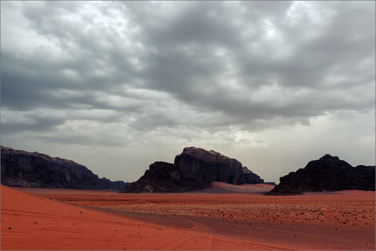 Desert which are red rain 20