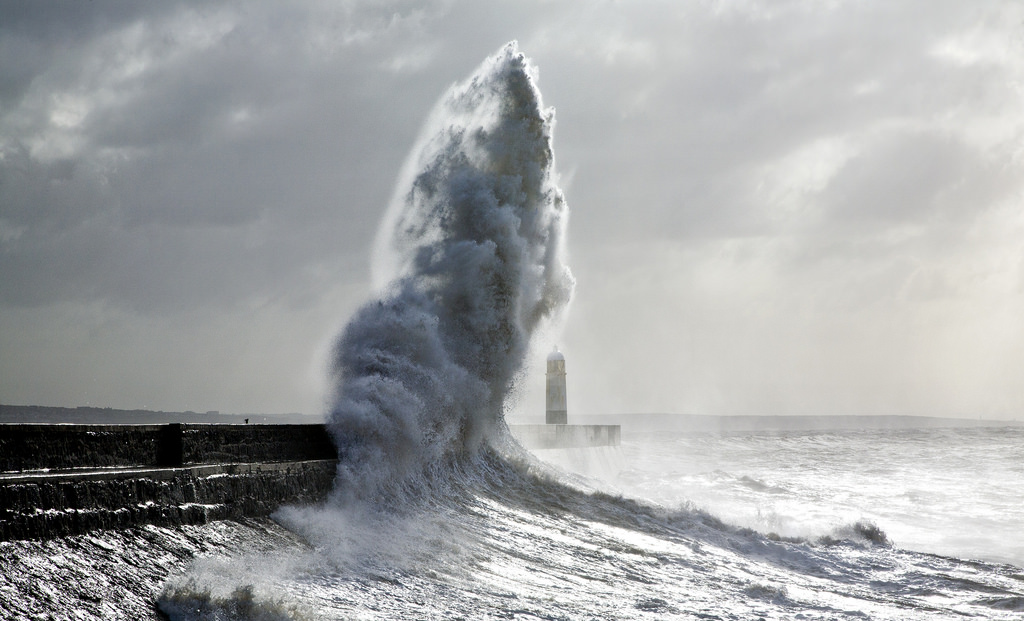 Photos of storms at Porthcawl 16