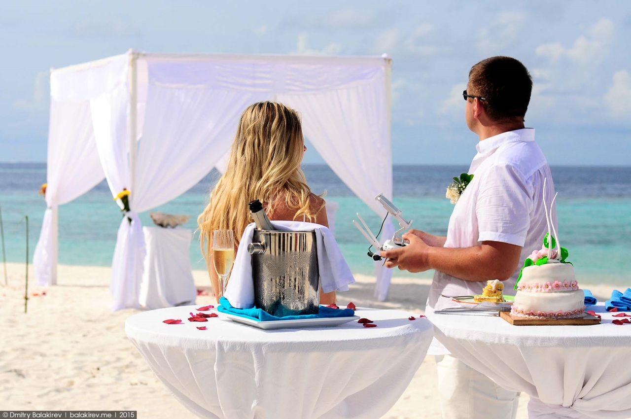 Wedding ceremony in the Maldives 11