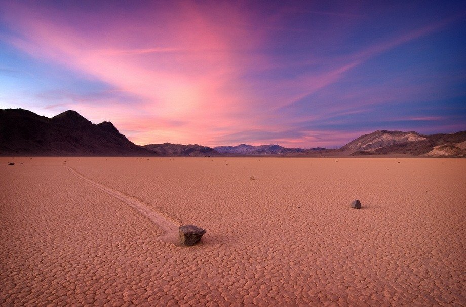 Slithering stones of Death Valley 21