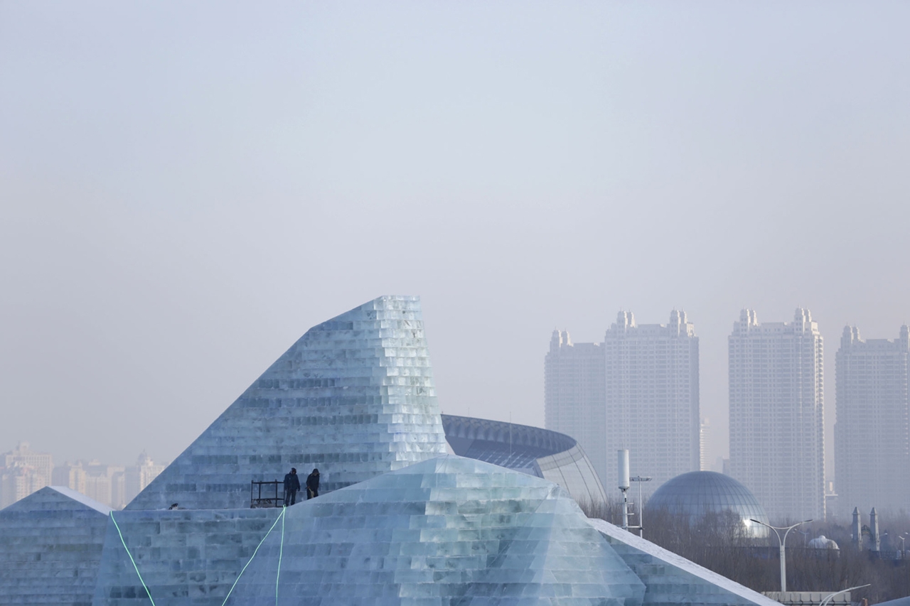 The 2016 Harbin Ice and Snow Festival 09