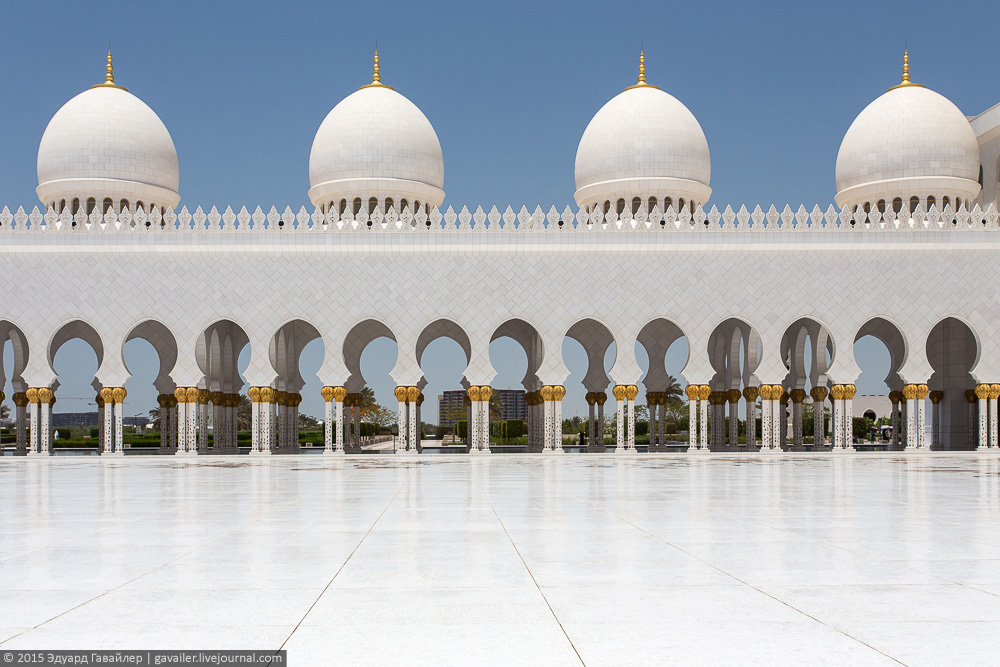 The most beautiful mosque in the world 15