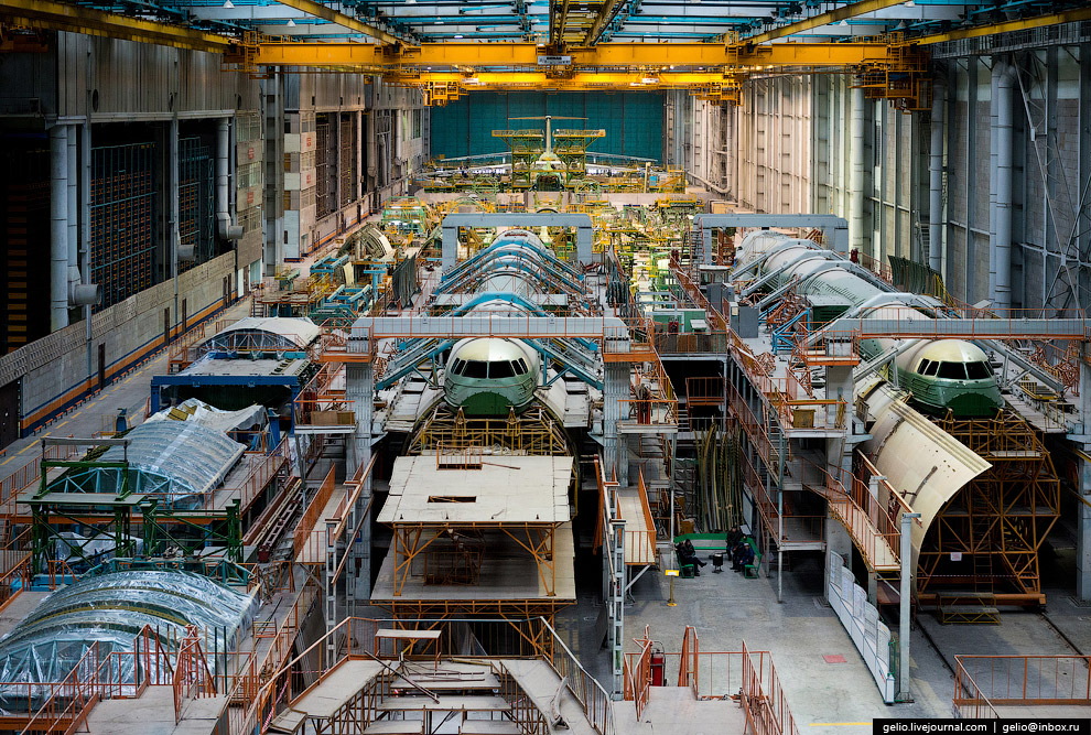 The production of Il-76 and Tu-204 at the plant Aviastar-SP 30
