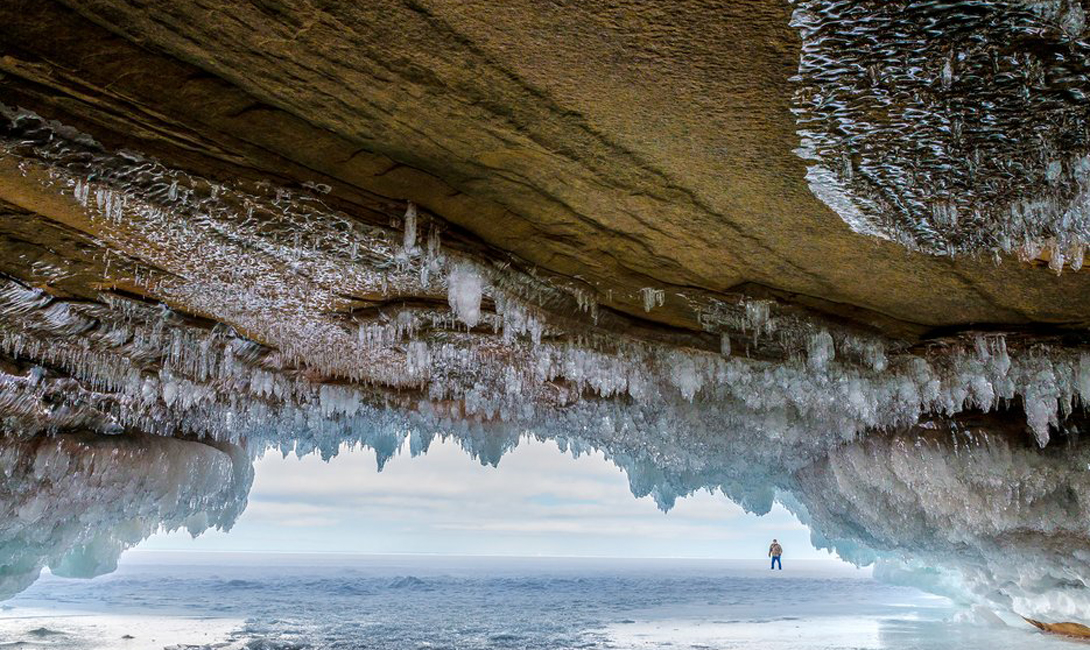 The selection of the most beautiful frozen lakes of our planet 05