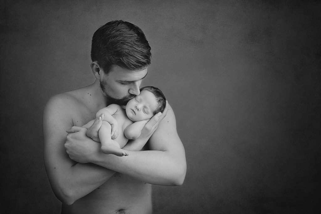 Fatherly love. the Best photos of fathers with young children 41