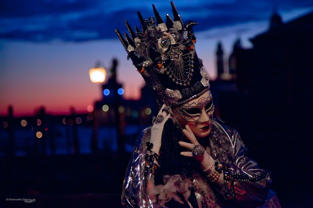 The magical atmosphere of the Venetian carnival 06