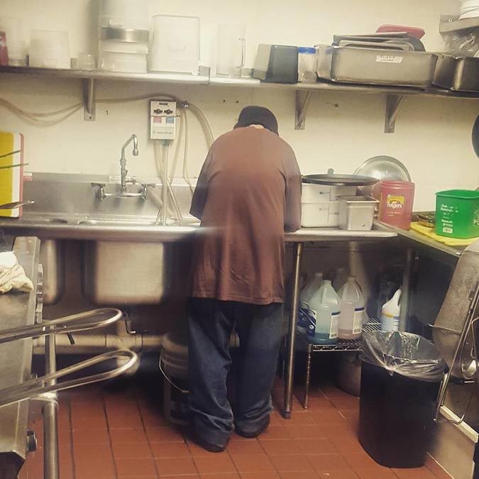 A homeless man in a cafe asked for some food and got a chance to fix his life 03