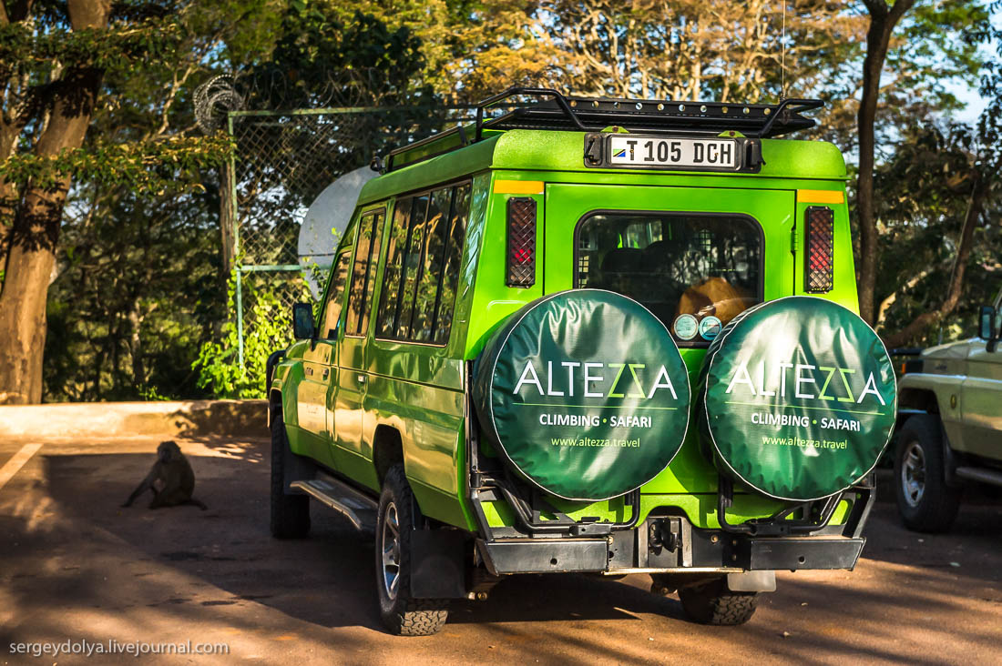 Ngorongoro is the best Safari in Africa 03