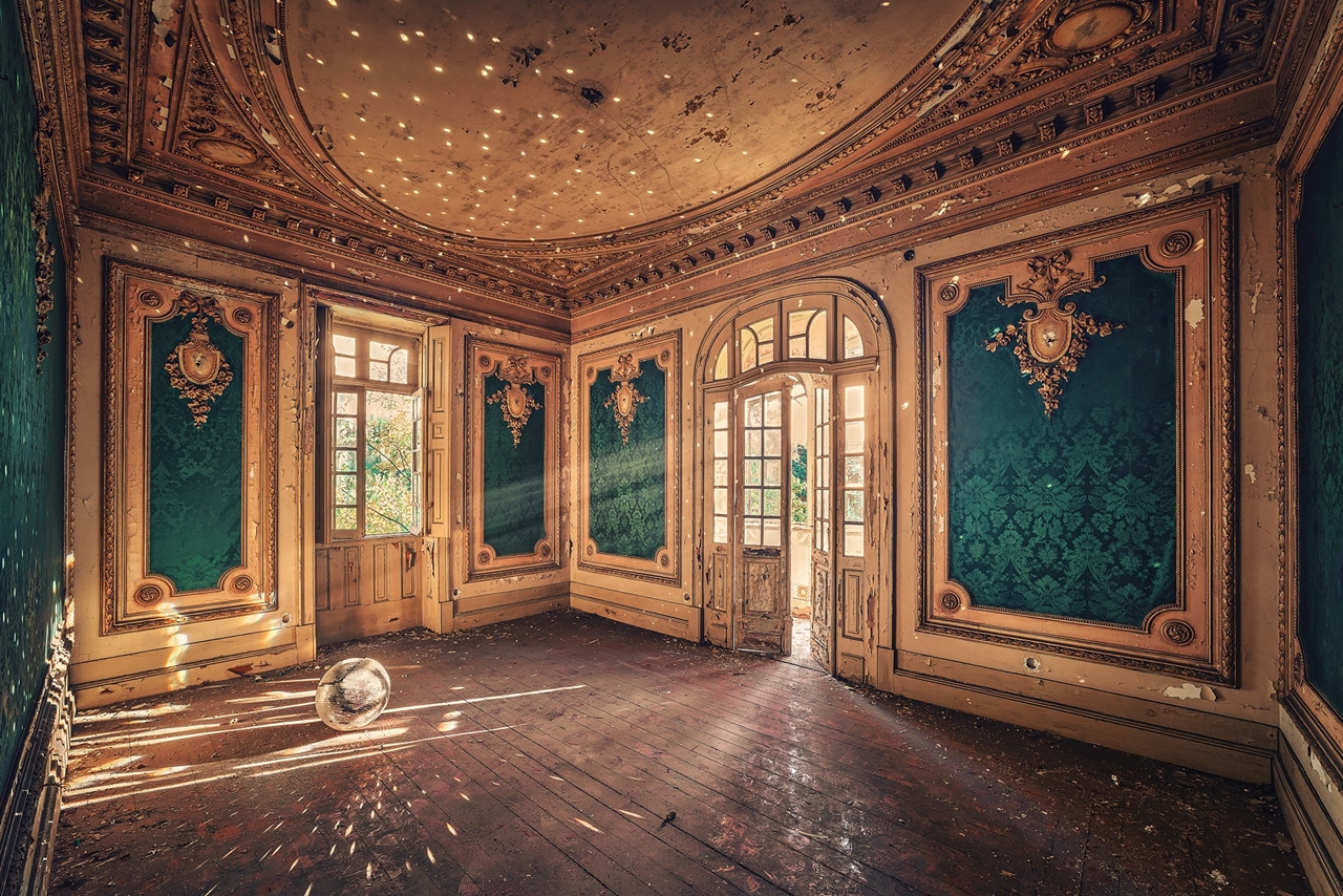 The abstract beauty of abandoned spaces in the works of Matthias Hacker 02