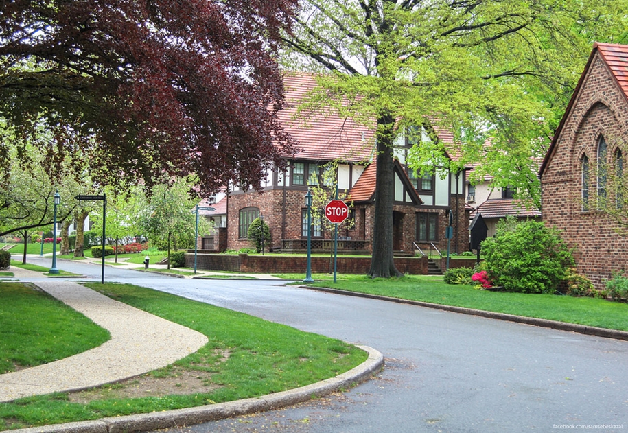 Forest hills gardens is one of the best areas of new York 17