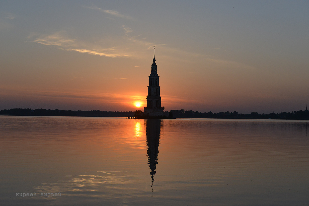 The flooded belfry is a symbol of the city Kalyazin 17