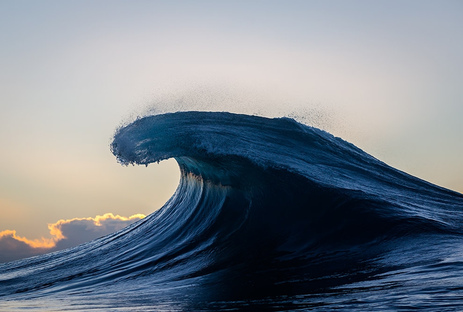 the-waves-of-the-ocean-in-stunning-photographs-by-matt-burgess-11