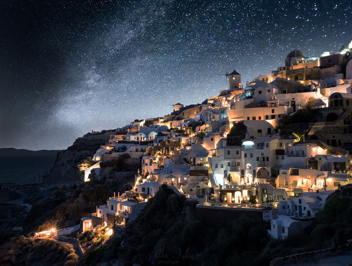 the-magical-greek-island-of-santorini-04