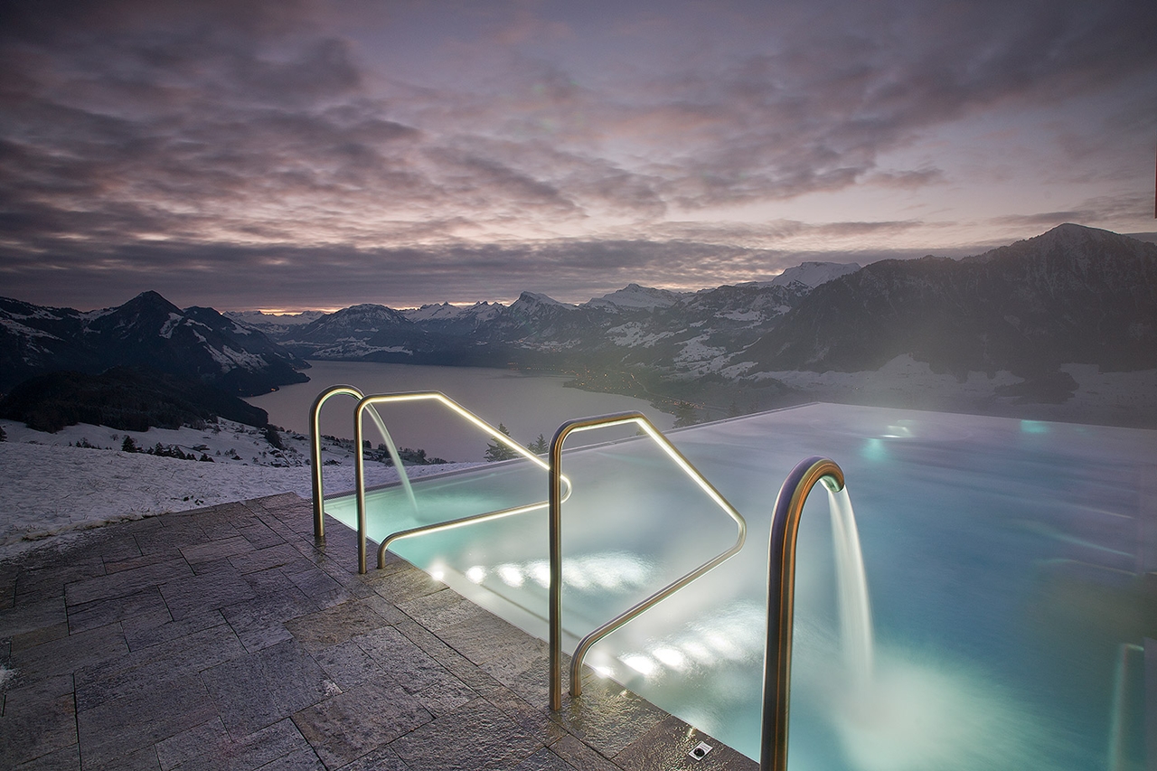 amazing-views-from-the-pool-called-stairway-to-heaven-14