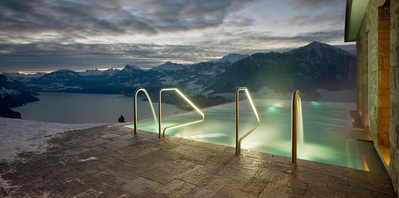 amazing-views-from-the-pool-called-stairway-to-heaven-16