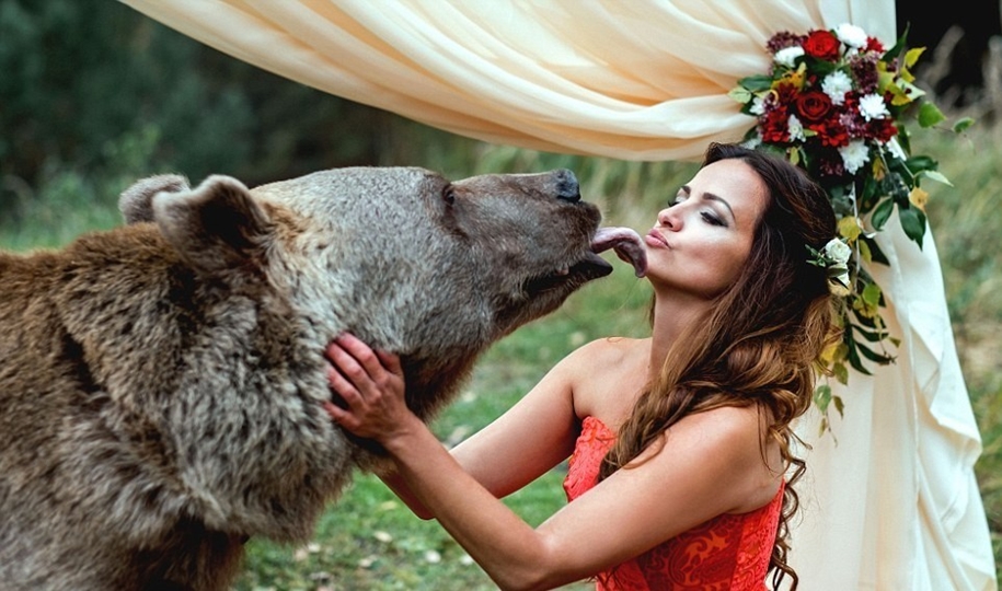 bear-stepan-betrothed-couple-from-moscow-01