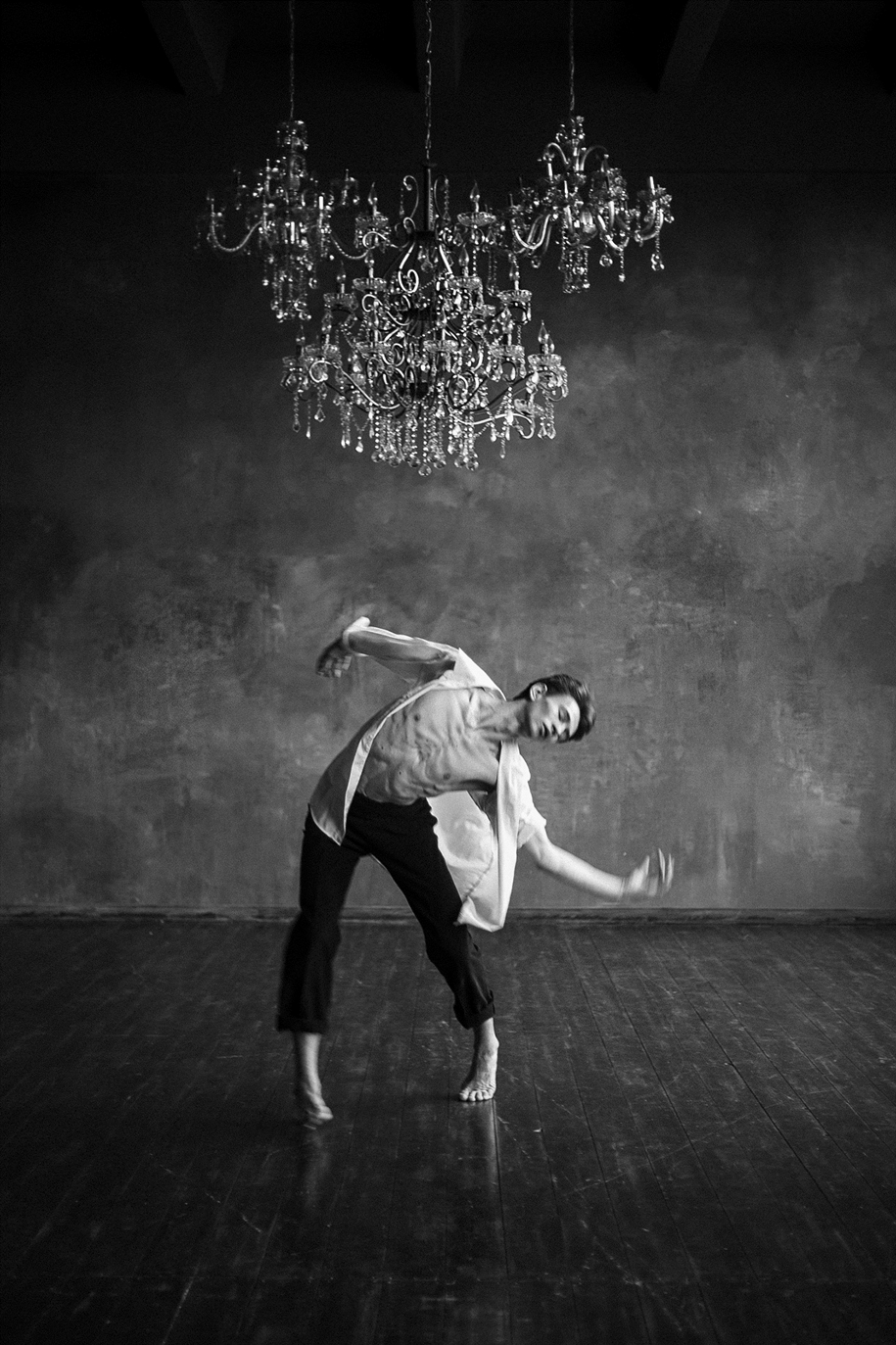 behind-the-scenes-of-the-russian-ballet-photos-ballerina-dariani-volkova-15