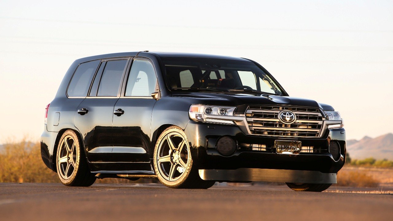 toyota-did-the-2000-strong-toyota-land-cruiser-speed-01