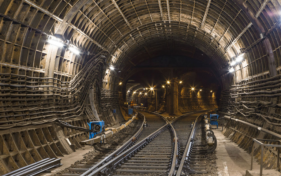 Подземные тоннели метро 