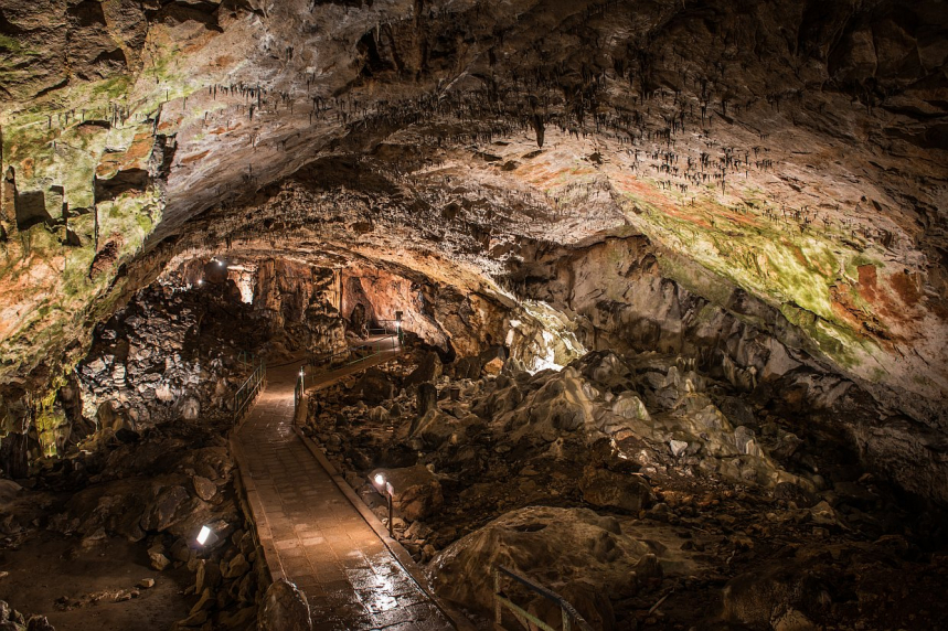 Пещера Сыева дыра 