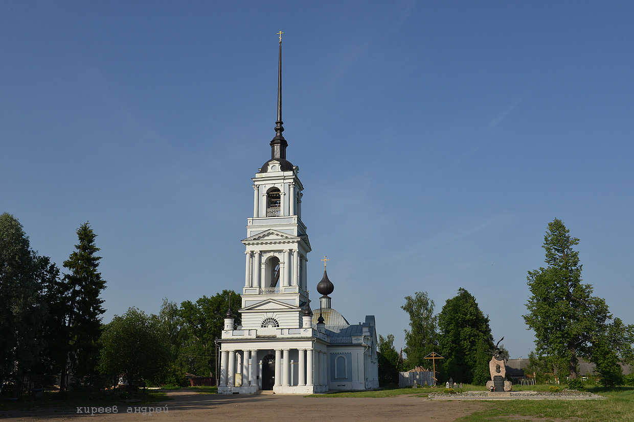 The flooded belfry is a symbol of the city Kalyazin 07