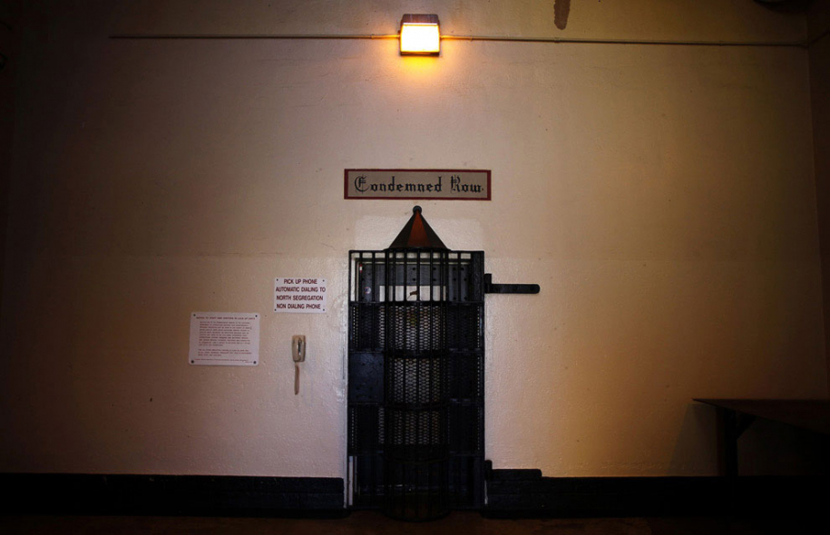 Сан-Квентин - знаменитая тюрьма в США 