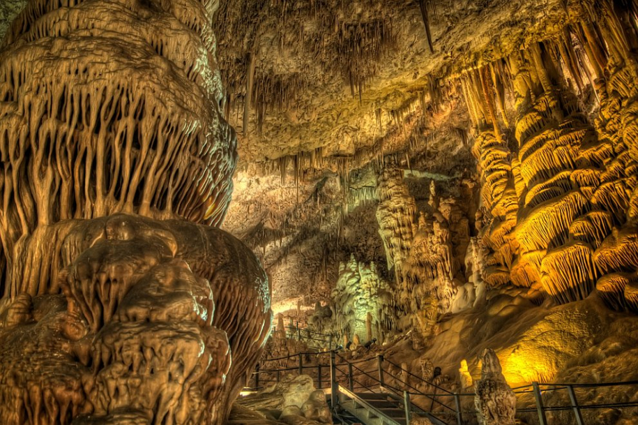 Сталактитовая пещера Сорек 
