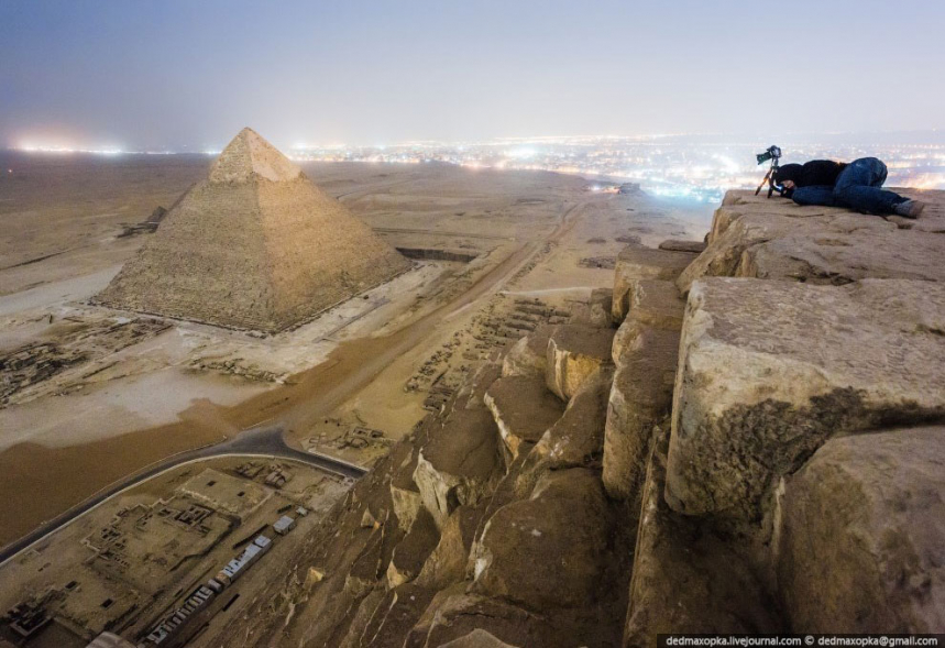 Каир и вершина пирамиды Хеопса 