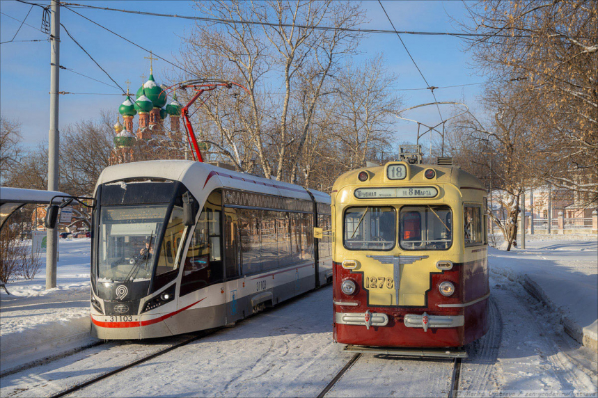 В Москве появился трамвай прошлого века — МТВ-82 