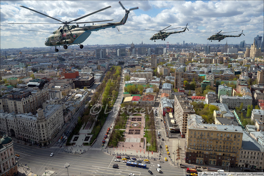 Москва с вертолёта на репетиции Парада Победы 