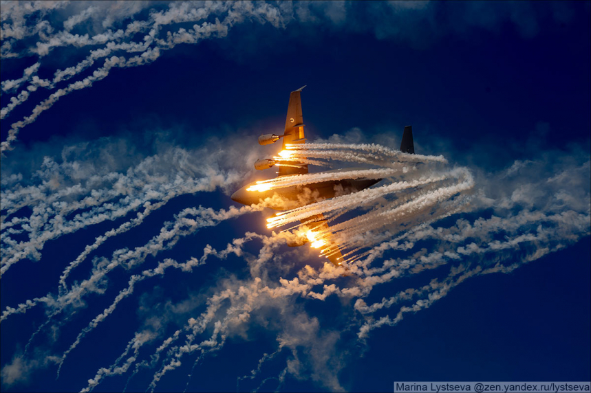 Dubai Air Show 2021. Эффектные кадры с авиашоу 