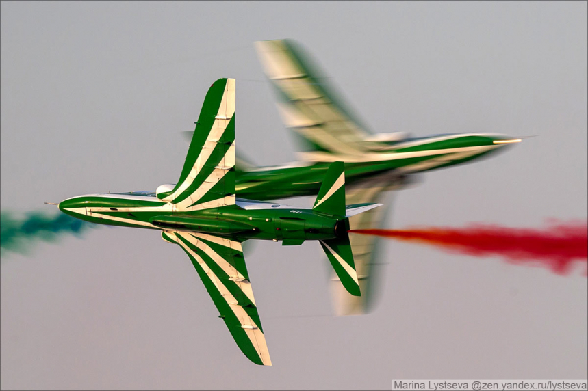 Dubai Air Show 2021. Эффектные кадры с авиашоу 