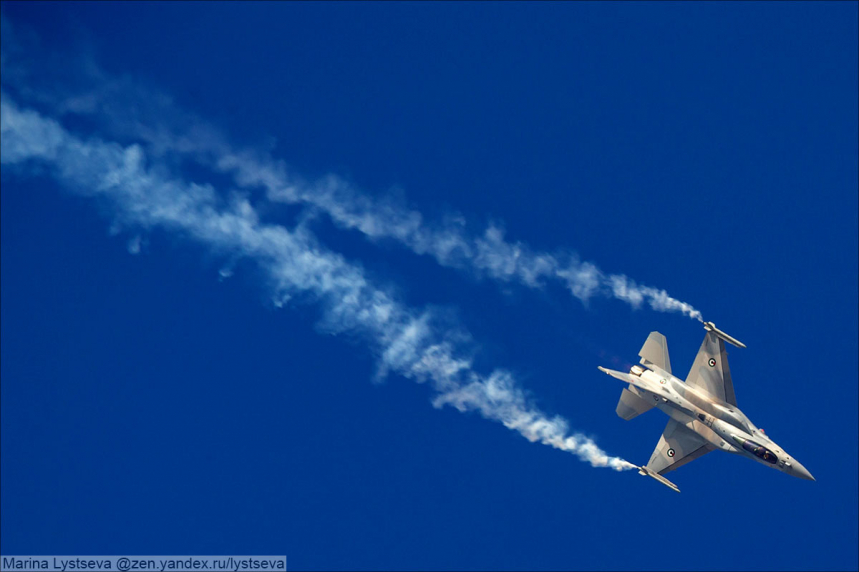 Dubai Air Show 2021. Эффектные кадры с авиашоу 