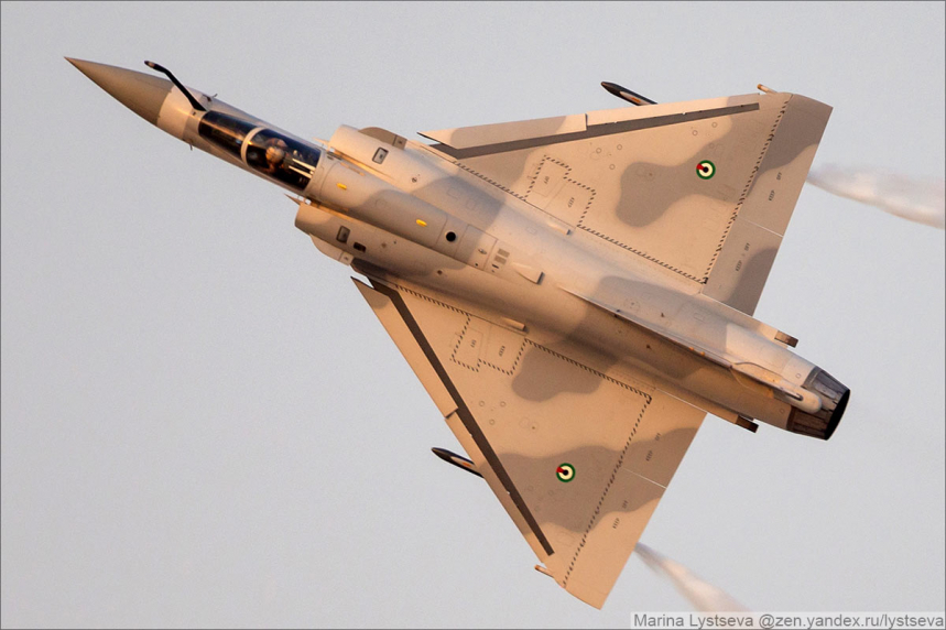 Dubai Air Show 2021. Эффектные кадры с авиашоу 
