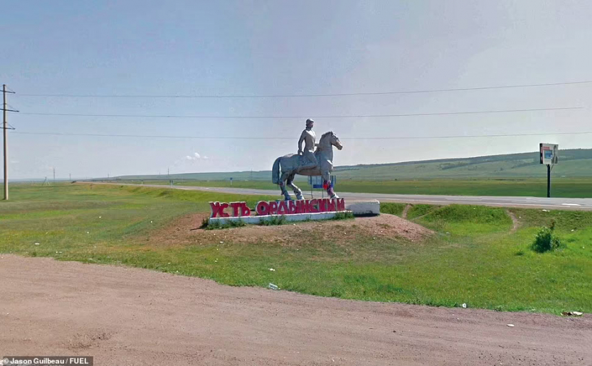 Советские памятники, монументы и стелы городов 